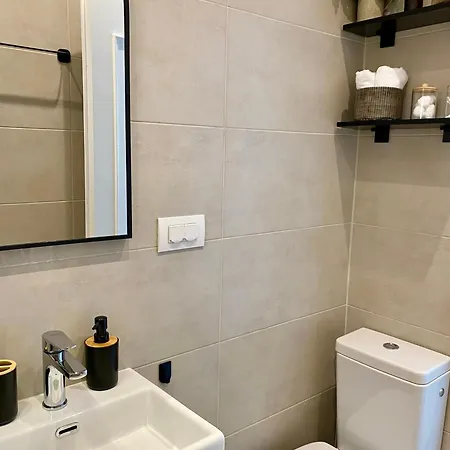 Oliva - 1 Bedroom *